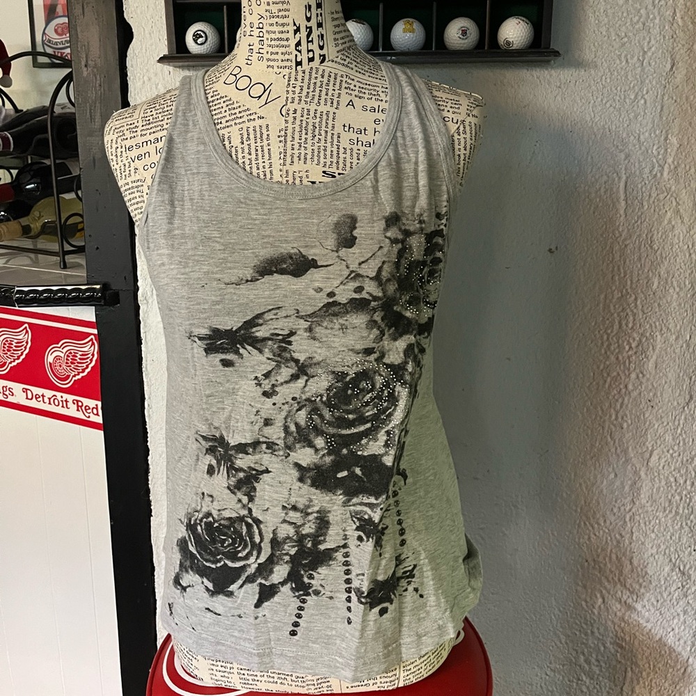 Floral tank
